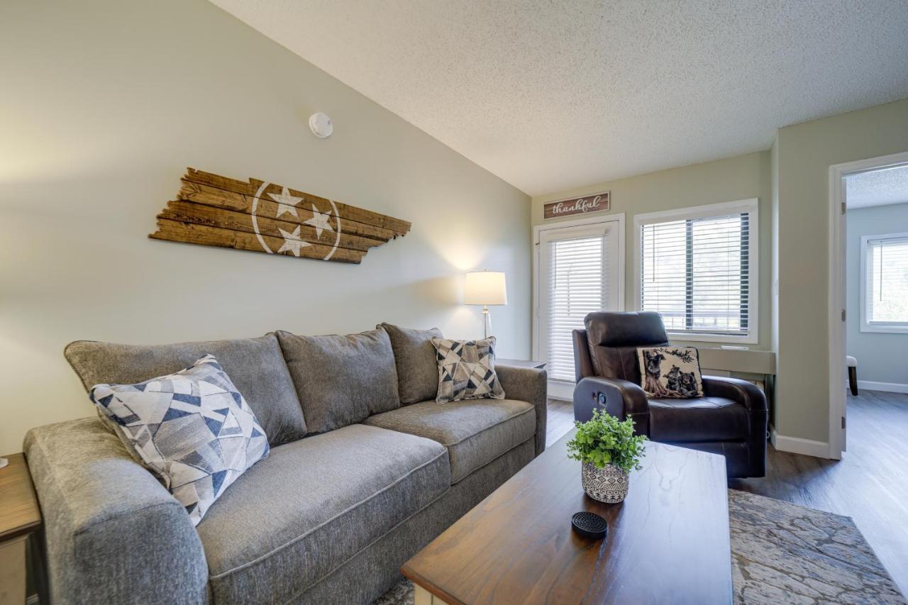Stylish Gatlinburg Condo With Pool Walk Downtown! Kültér fotó